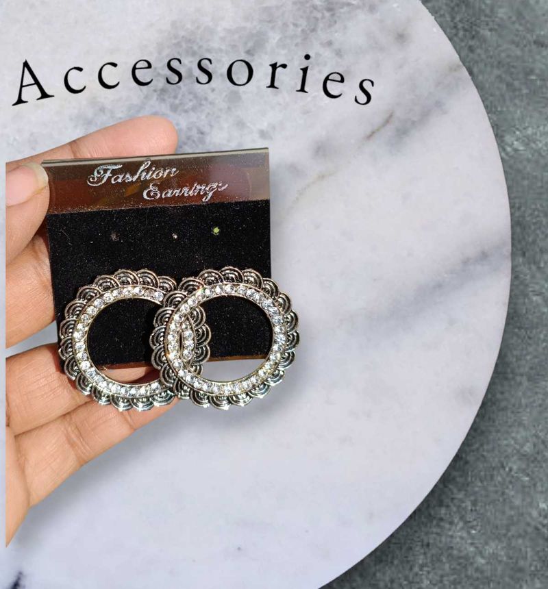 Elegant Circle Earrings