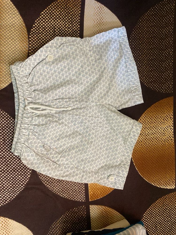 Patterned Men&#39;s Shorts