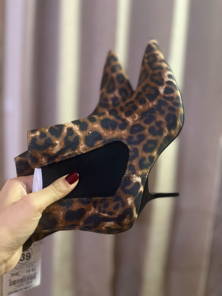 Cheetah Print Kitten Heels New With Tag Boots