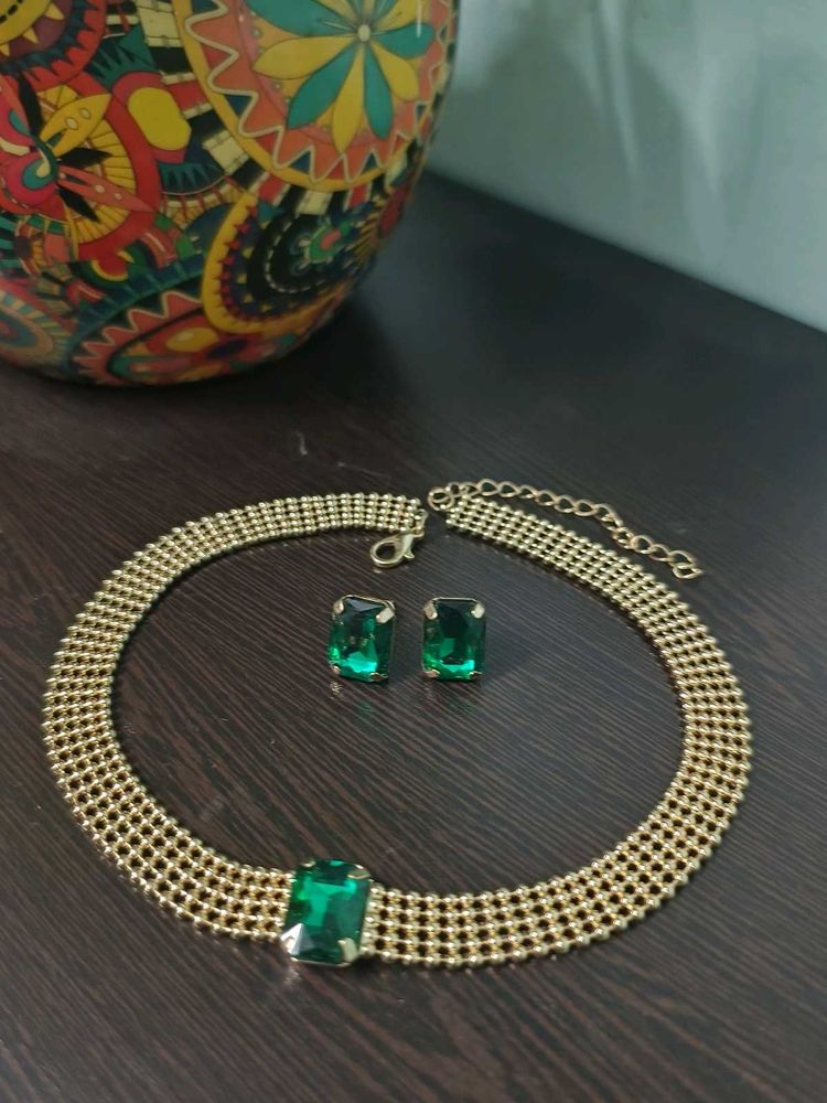 Green Stone Choker Set