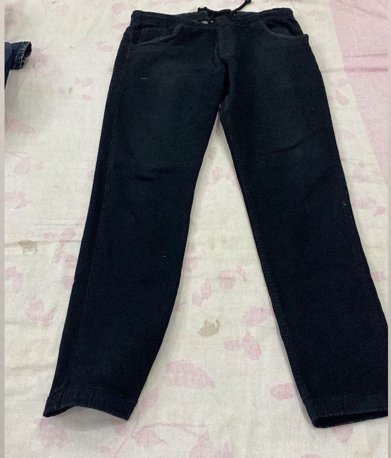 Black Dark Wash Denim Jeans