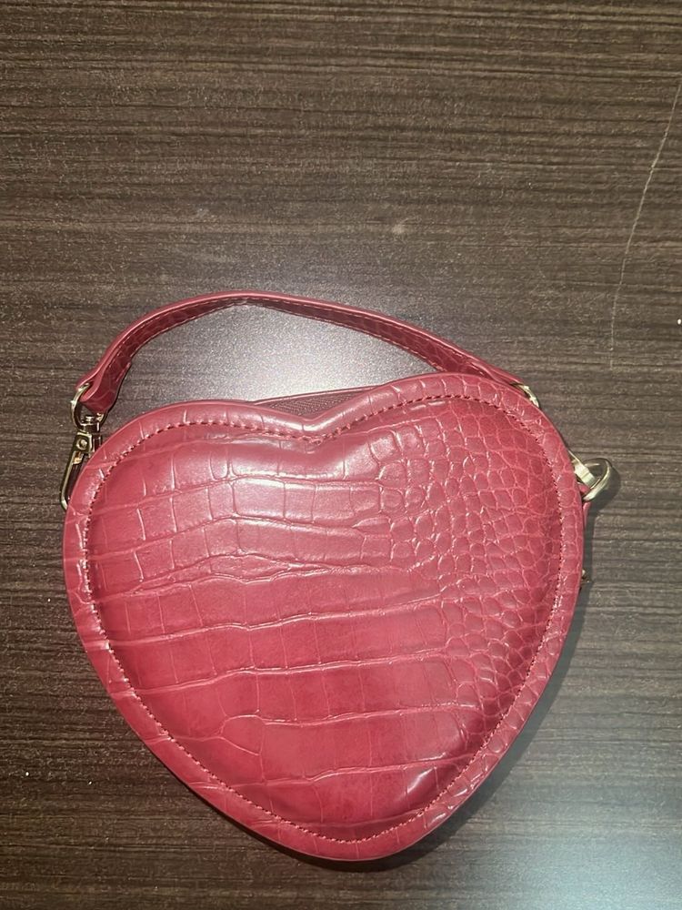 Heart-Shaped Clutch