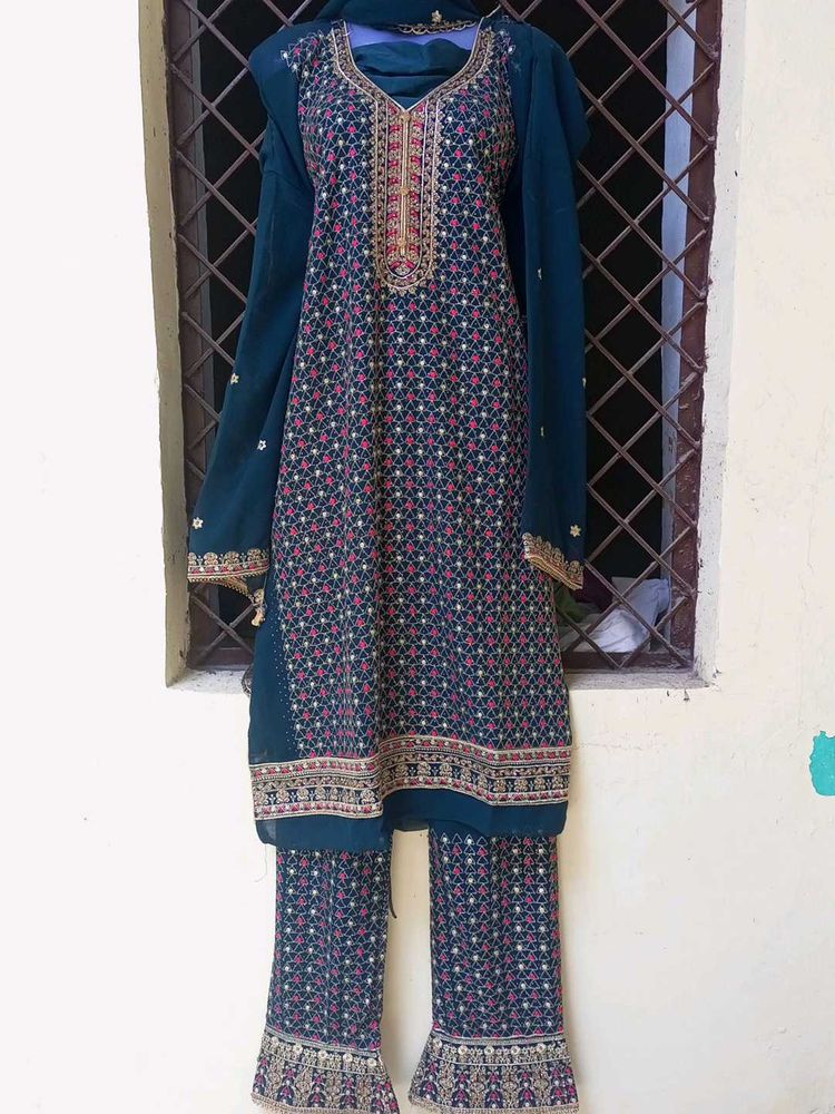 Party Wear Suit Set
