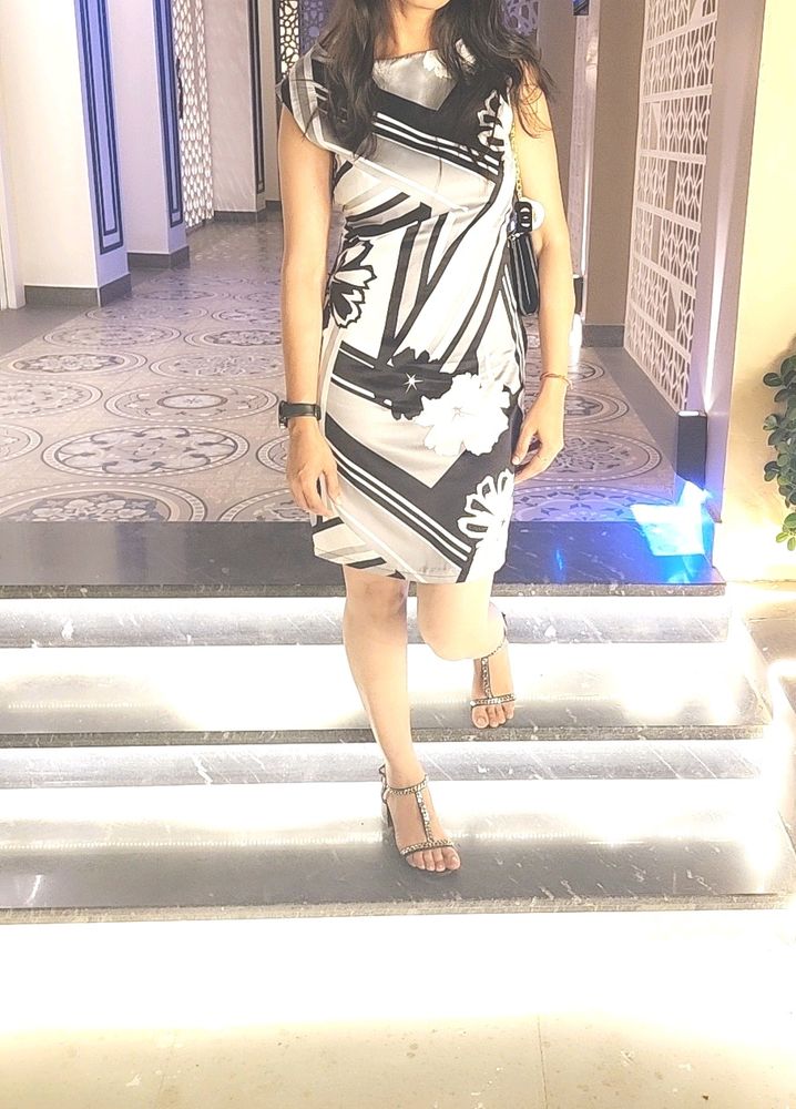 Van HEUSEN Mini DRESS