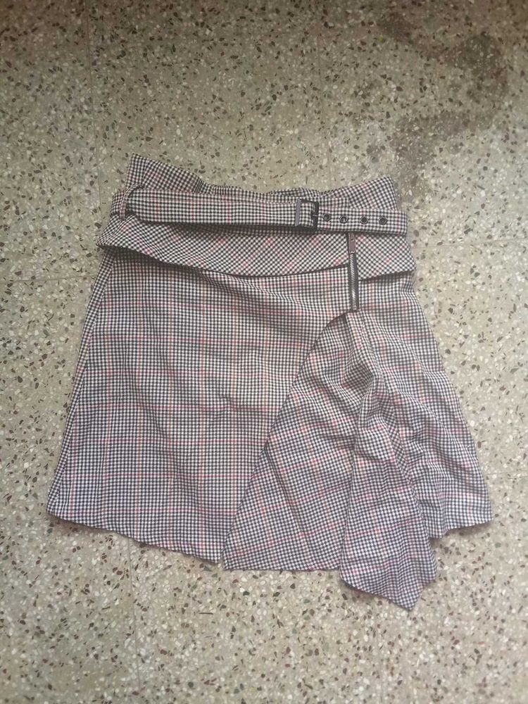 Checkered Skirt With Belt