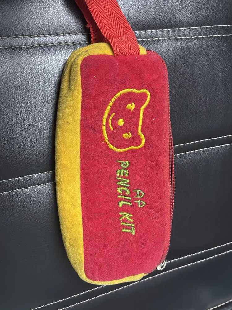 Cute Stationary Pouch