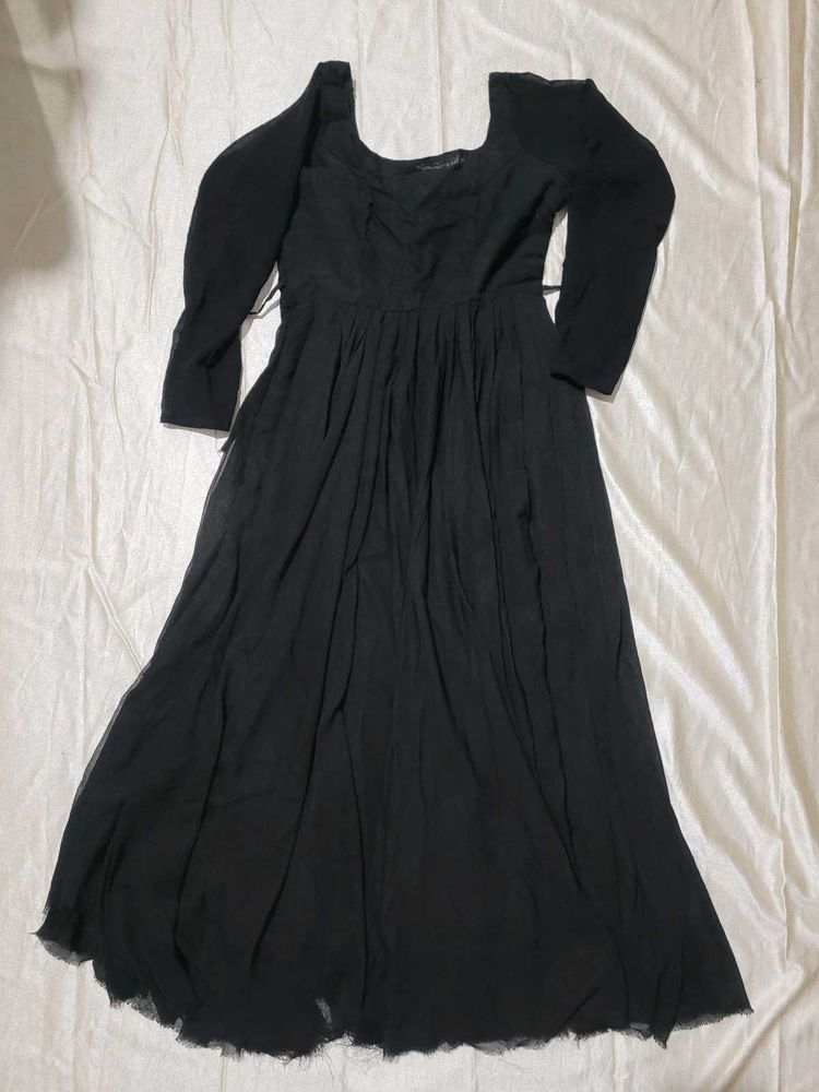 Elegant Black Maxi Dress