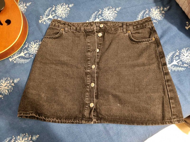 Cute Mini Skirt 😍