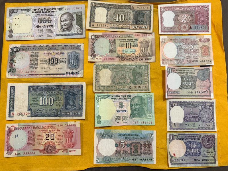 14 Different Issue Republic Indian Notes