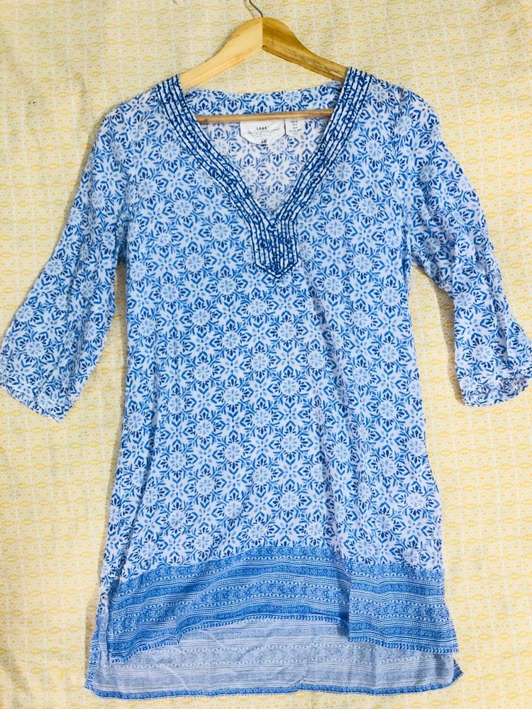 H&amp;M Blue Patterned Tunic Top
