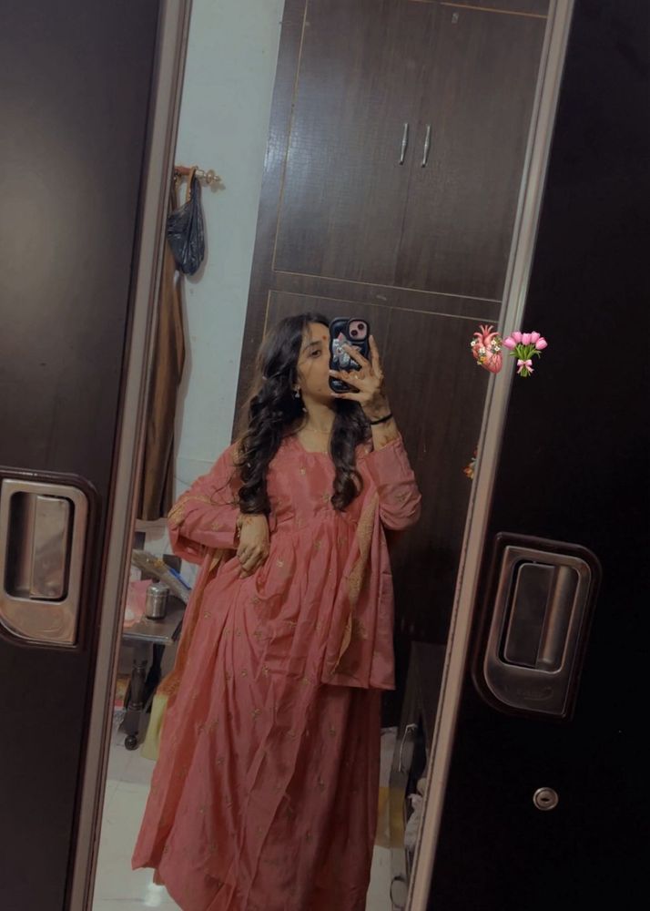 Elegant Pink Kurta Set