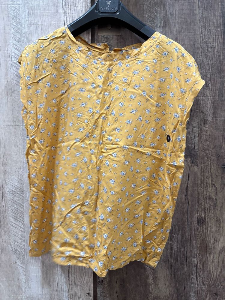 Yellow Top