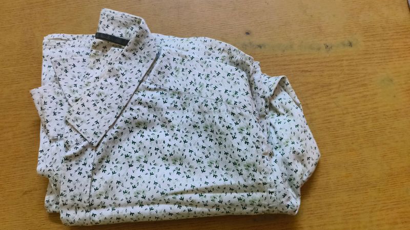 Off White,Green Design Printed Cotton Semiformal