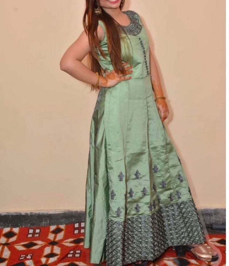 Elegant Green Ethnic Gown