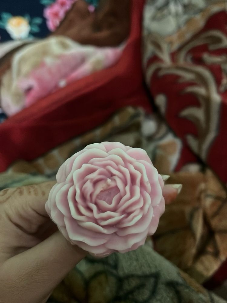 Rose Shaped candle