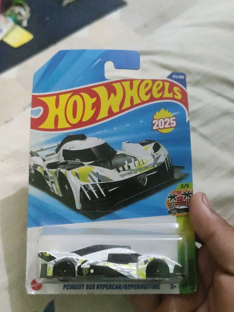 Hot Wheels Peugeot 9X8 Hypercar