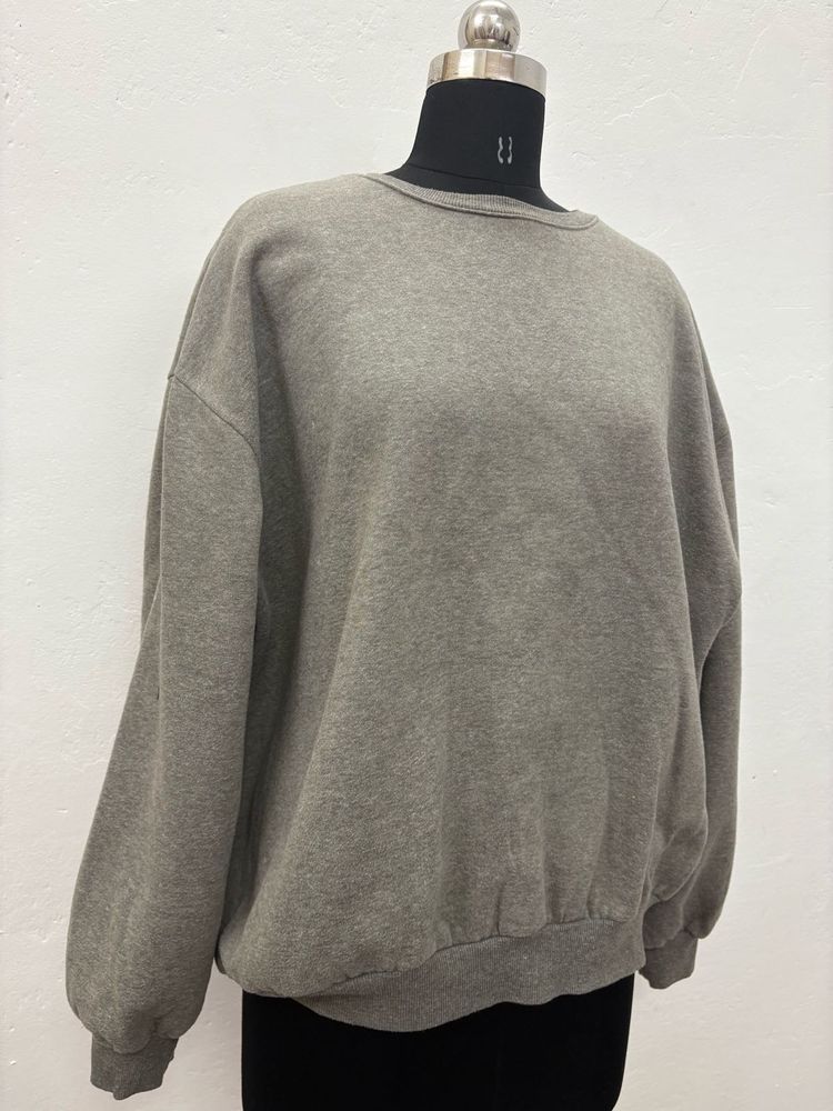 Unisex Gray Sweatshirt