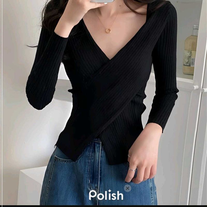 New with tag Korean pinterest Stylish Black Knit T