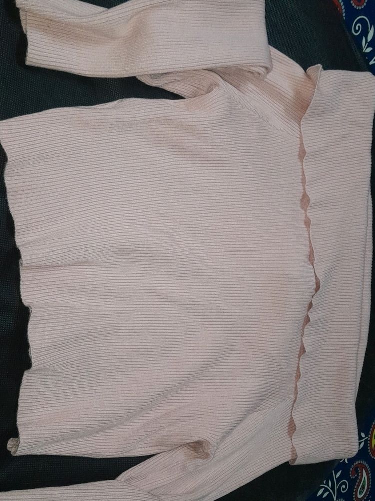 Off Shoulder Crop Top