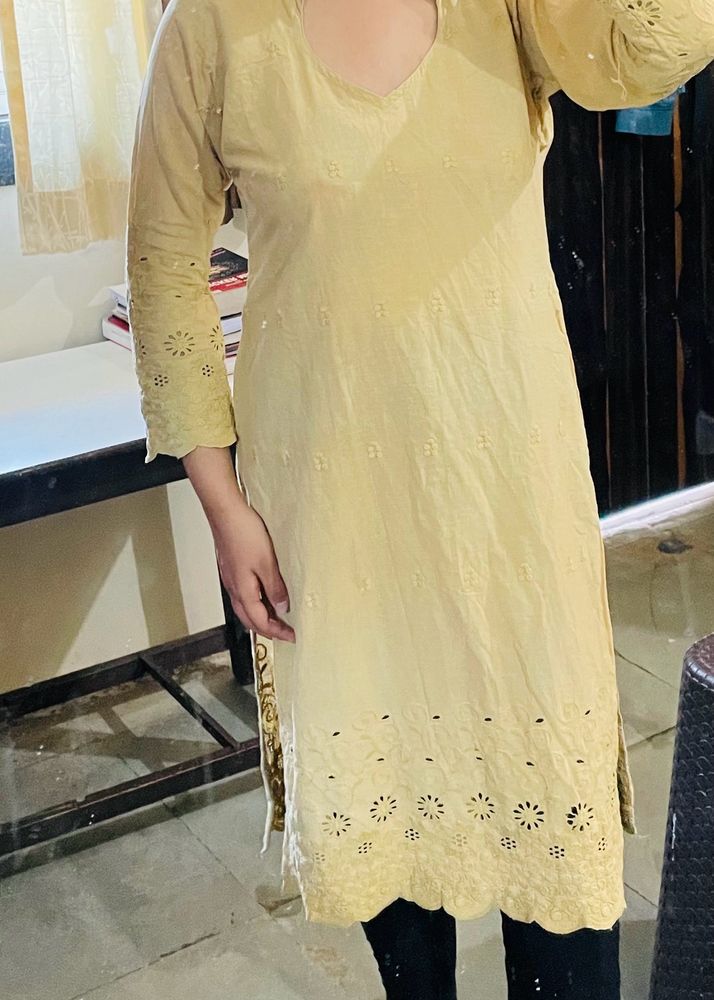 Creme Kurti
