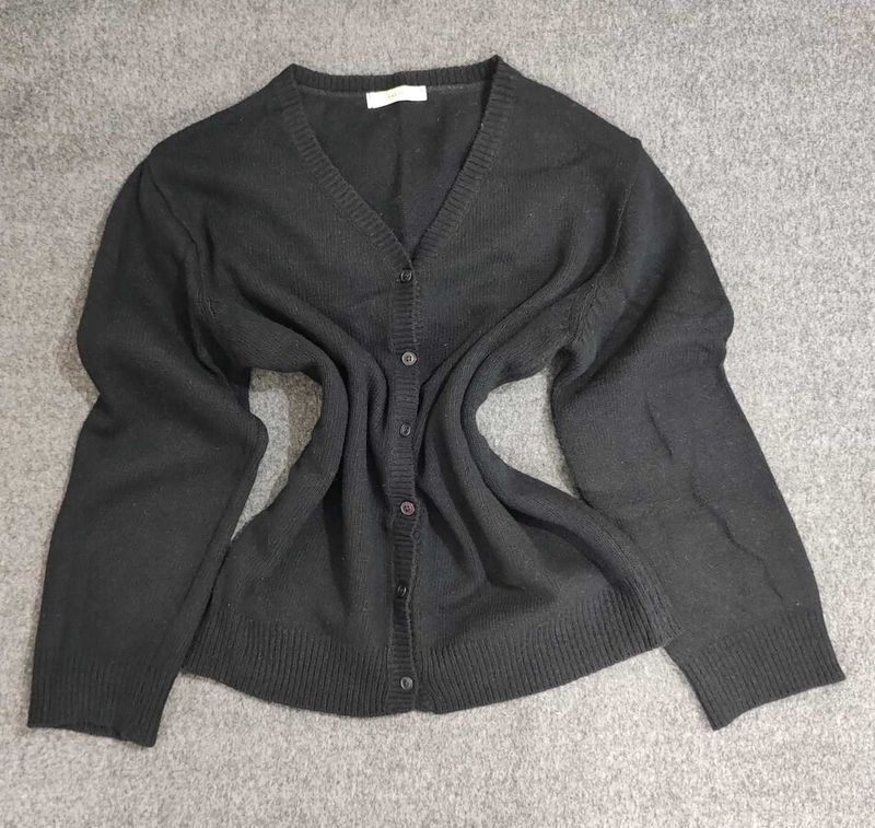 V Neck Button Down Cardigan Black 🖤