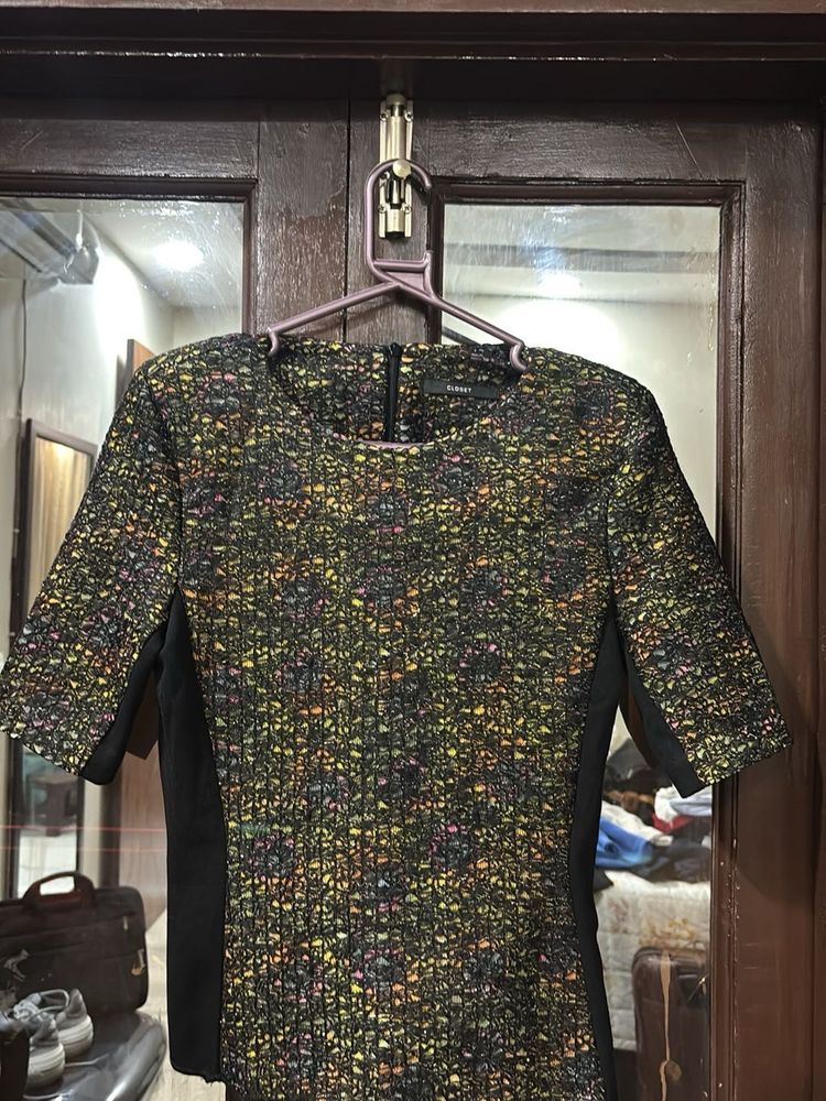 Patterned Short Sleeve Blouse