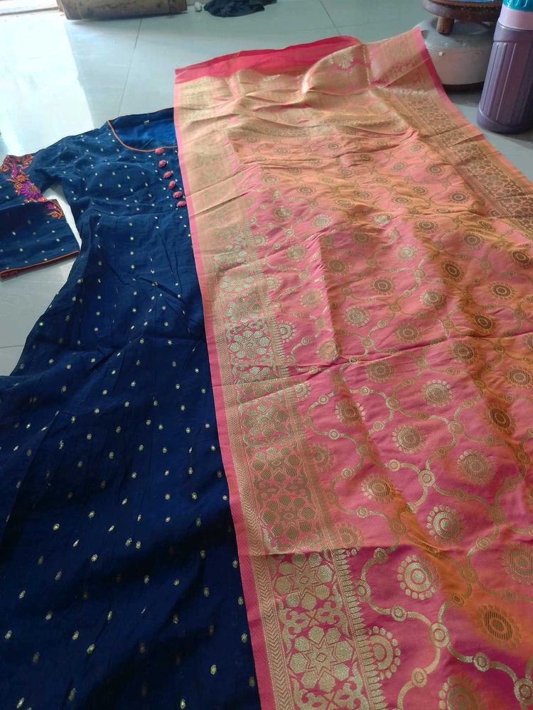 Gown