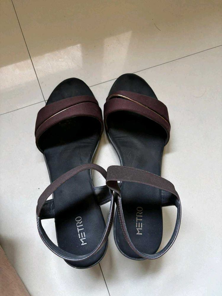 Metro Brown Sandals