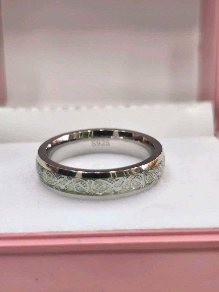 925 Silver Sterling Ladies Ring