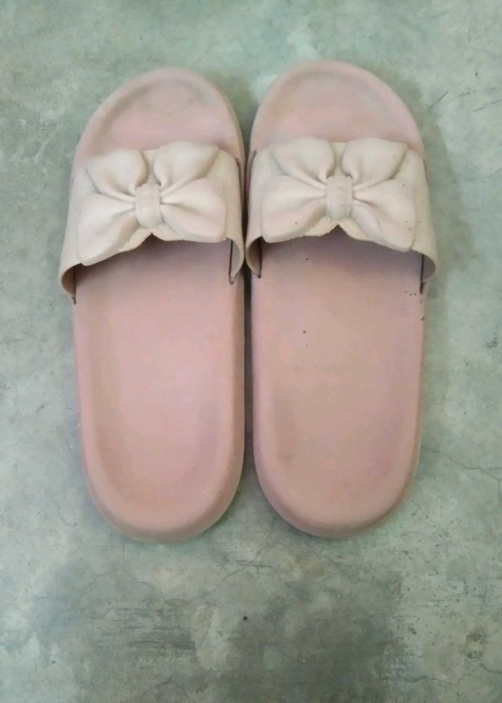 Cute Pink Bow Slides