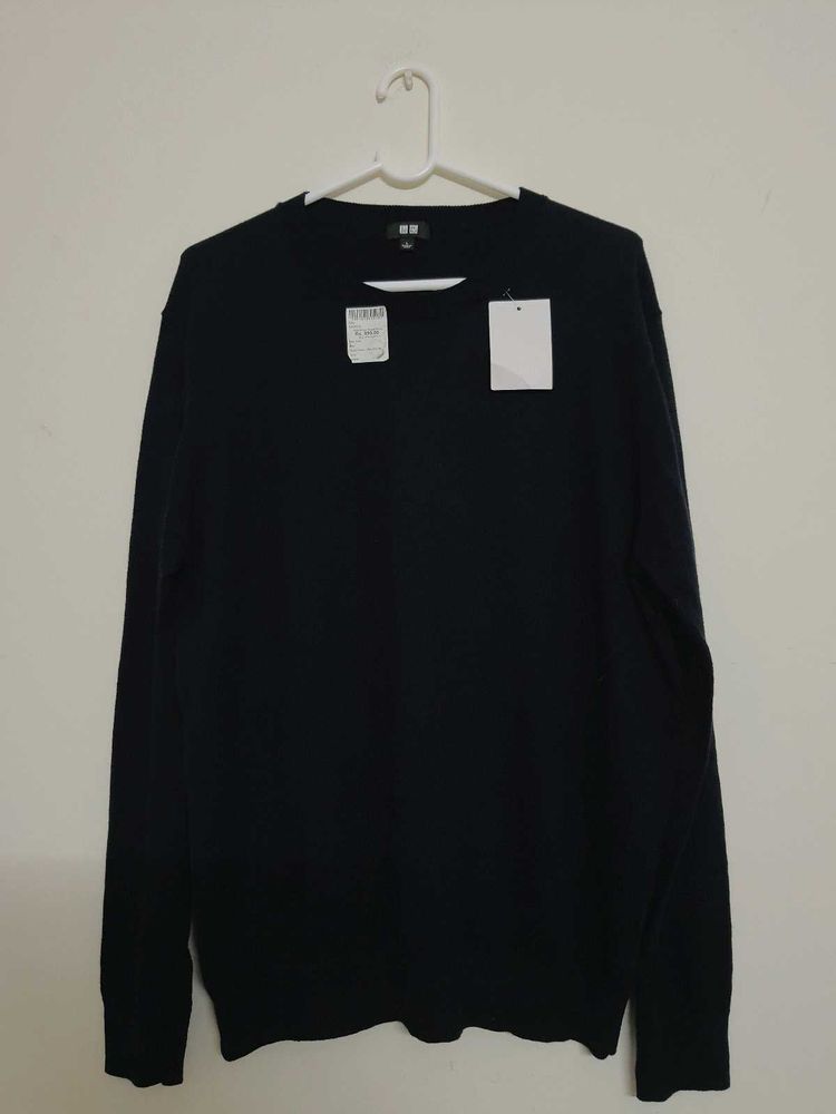 Uniqlo Crew Neck Sweater - Black - New with Tags