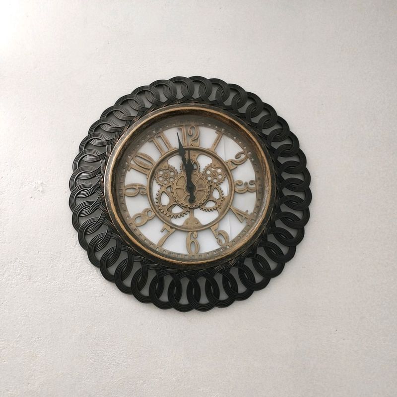 Home Centre Wall Clock