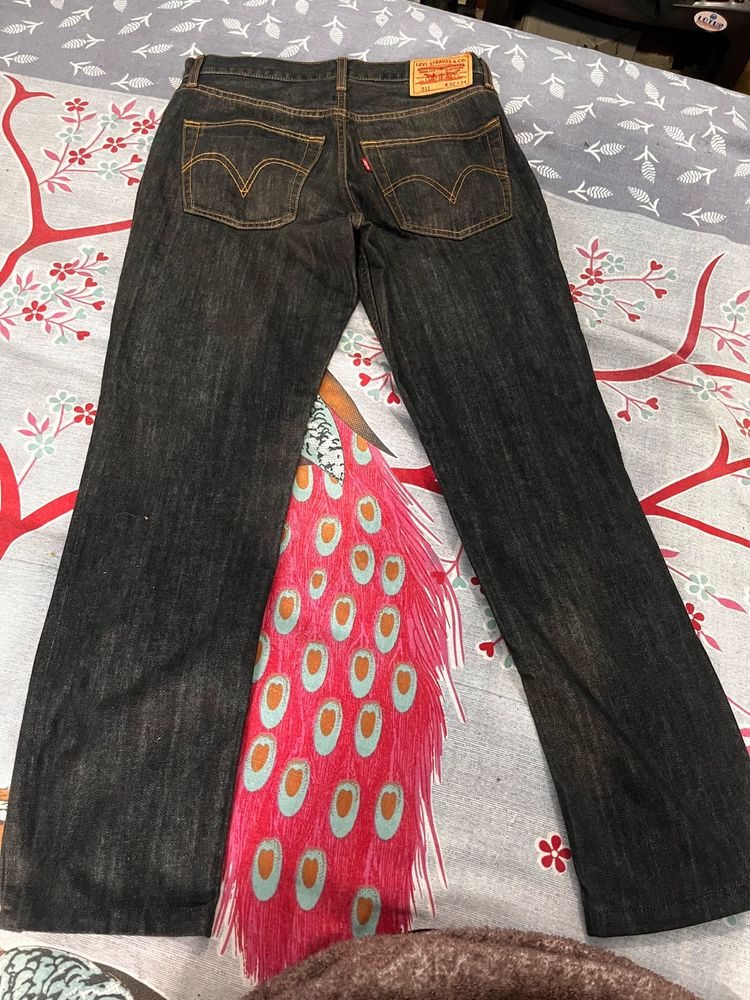 Levi&#39;s Black Jeans