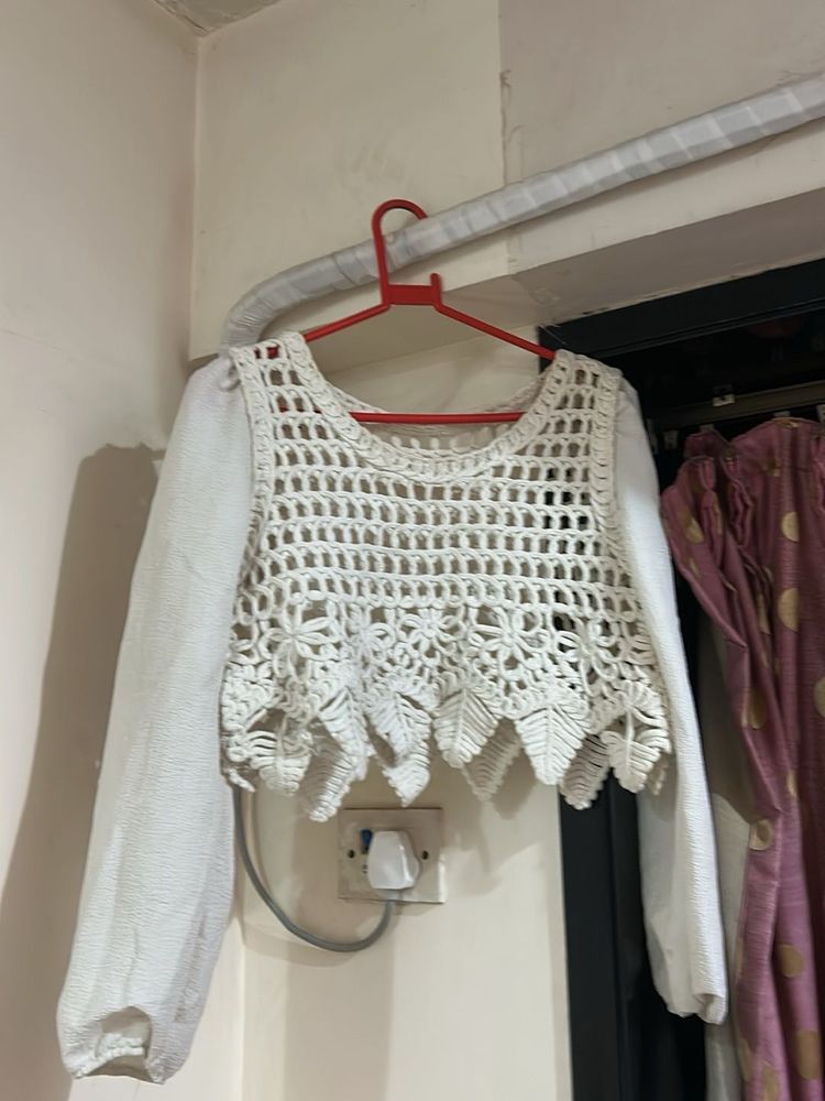 Crochet Crop Top with Sleeves