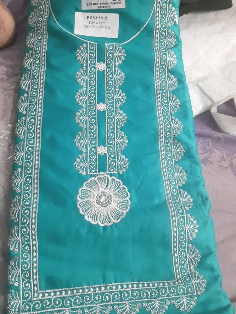 Jaam Cotton Suit With Reyon Bottom And Shiffon Dup