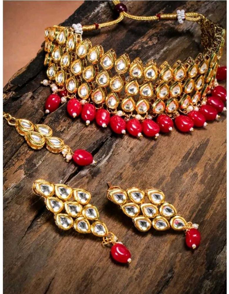Kundan And Red Beads Dangling Choker