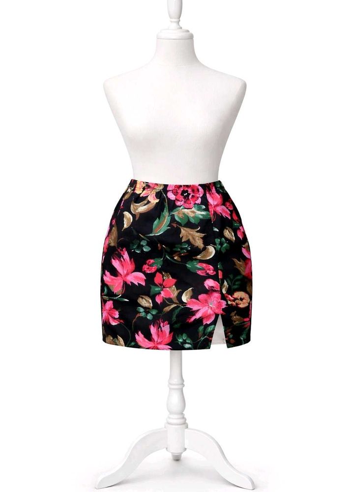 S-M size (shein brand) Floral Print Mini Skirt