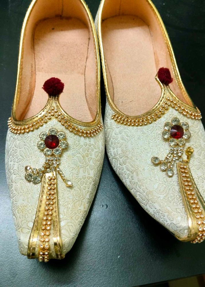 Embroidered Wedding Shoes