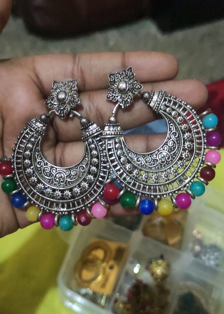 Set Of 2 Earrings