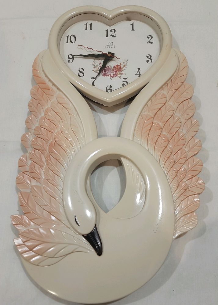 Wall Clock &amp; Decor ⏰️
