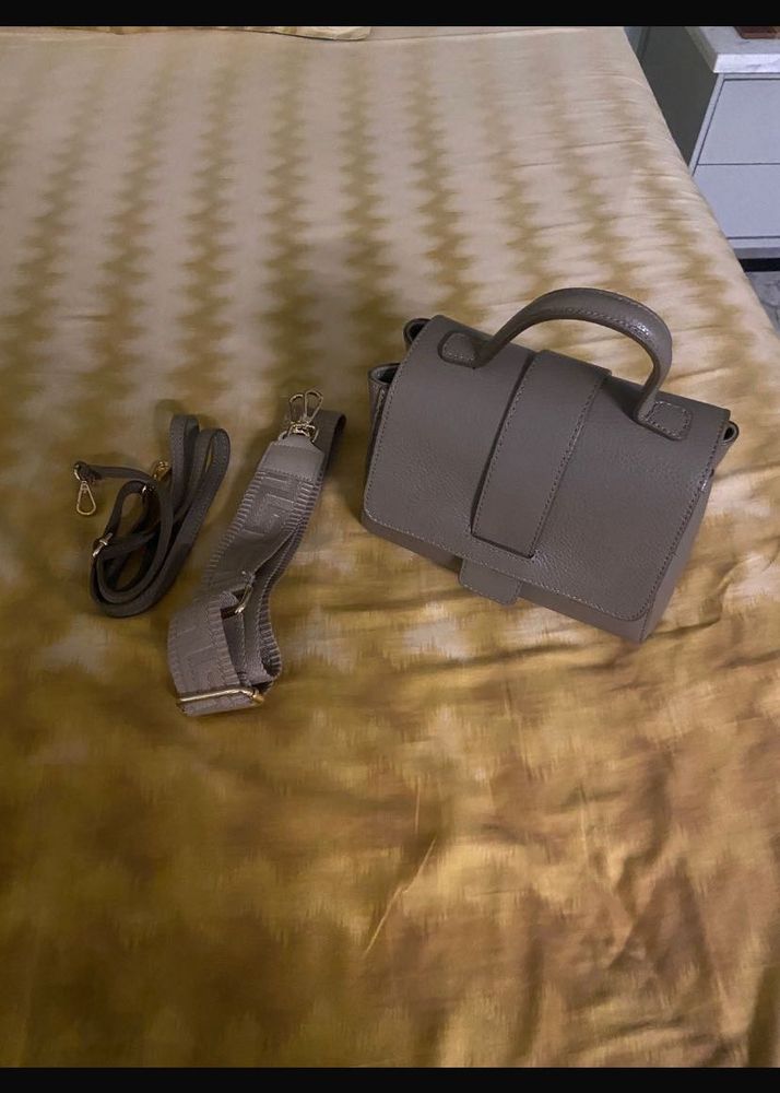 Elegant Handbag made in Italy