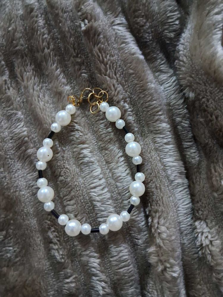 Pearl Beaded Bracelet
