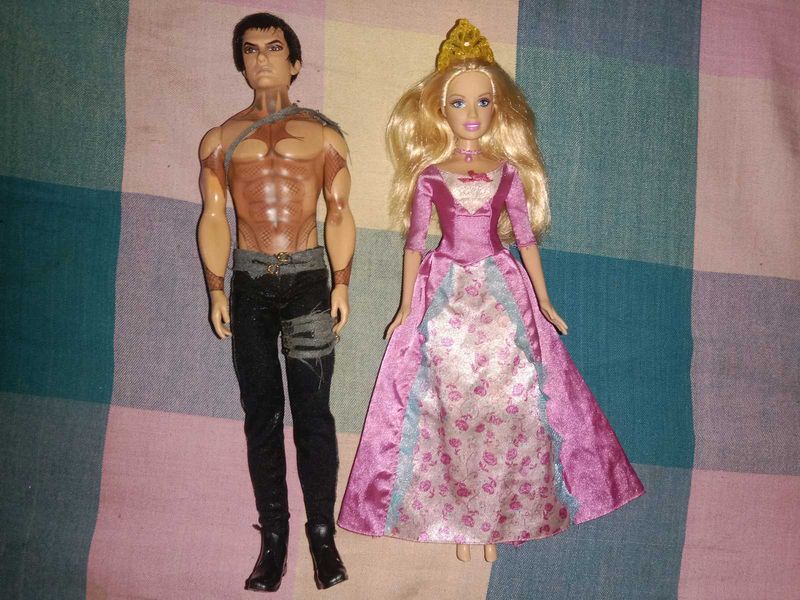Doll Set: Ken and Barbie