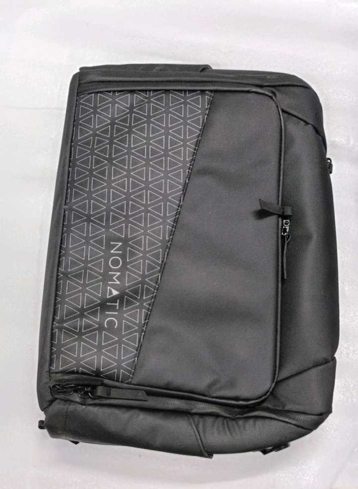 Nomatic Messenger Bag V2