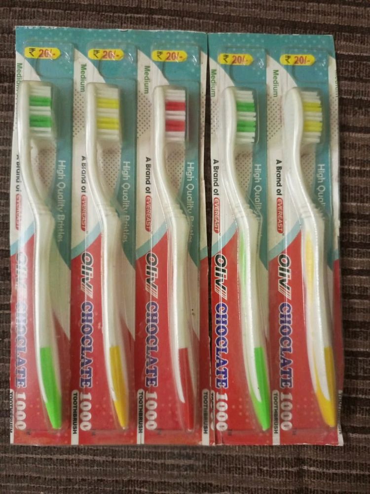 5 Tooth Brush Combo💚💛❤
