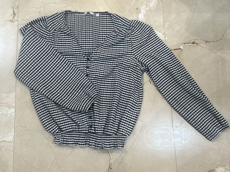 Checkered Long Sleeve Top