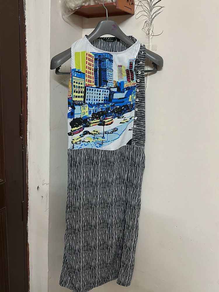 Funky Cityscape Indo Kurti Side Slit