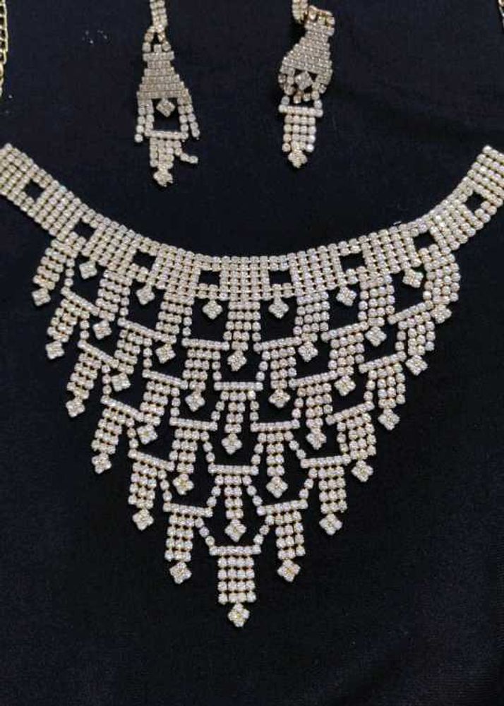 Sparkling Jewelry Set
