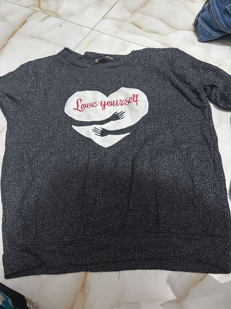 Cute &#39;Love Yourself&#39; Top