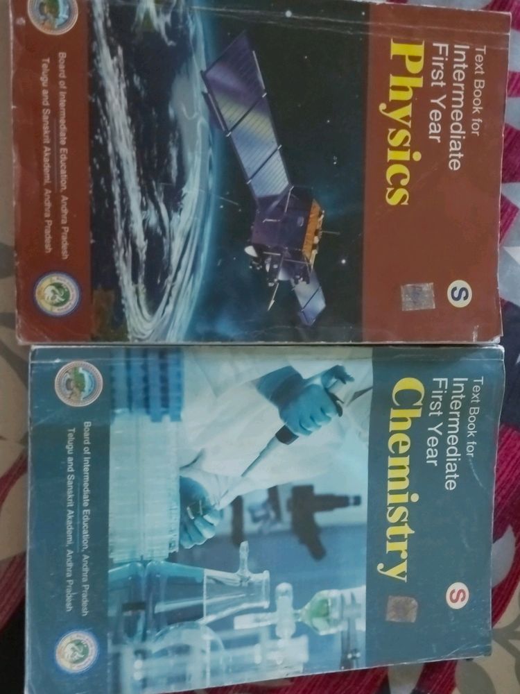 Intermediate 1st Yr Chemistry &amp; Physics Books(AP)